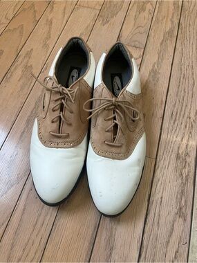 Nike Leather Two-Tone Saddle Oxford golf Shoes - White & Tan